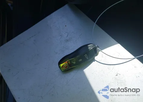 2014 Porsche Panamera 4 from USA, damaged, VIN WP0AA2A70EL015094